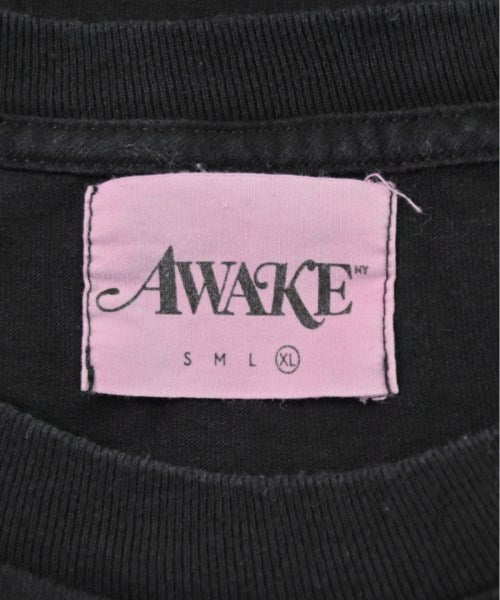 AWAKE เสื้อยืด/เสื้อท็อปส์