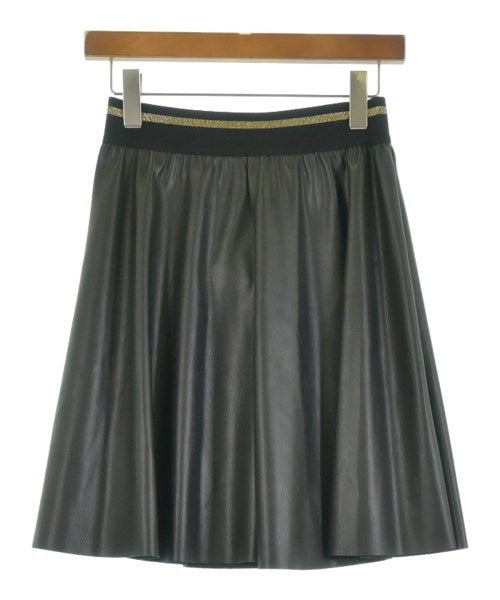 Pierre Mantoux กระโปรงยาวถึงเข่า