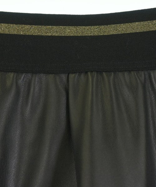 Pierre Mantoux กระโปรงยาวถึงเข่า