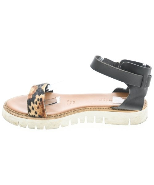 MAURO de BARI รองเท้าแตะ