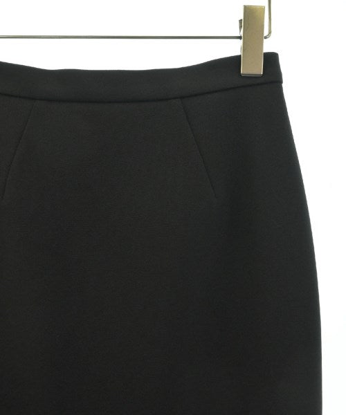 ELISABETTA FRANCHI กระโปรงยาวถึงเข่า