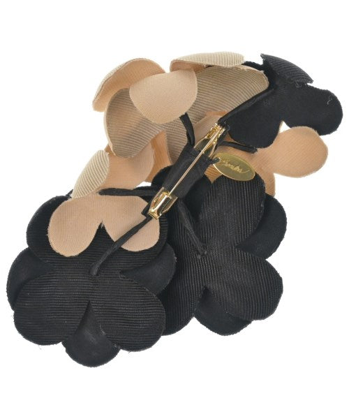 Atelier Senka เข็มกลัด/ดอกไม้ติดเสื้อ