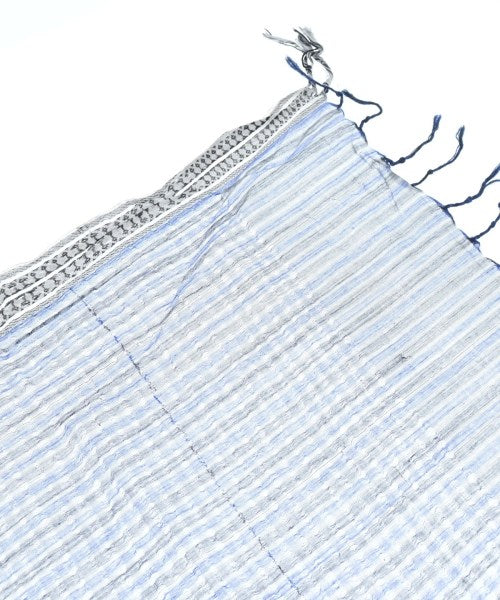 Bess Nielsen ผ้าคลุมไหล่