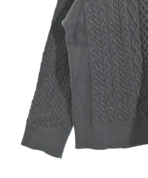 Rosiee เสื้อกันหนาว