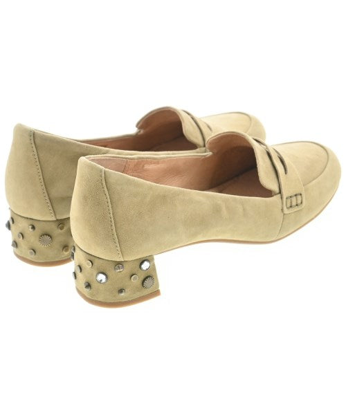 UGG รองเท้าส้นสูง