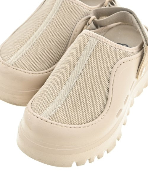 UGG รองเท้าแตะ