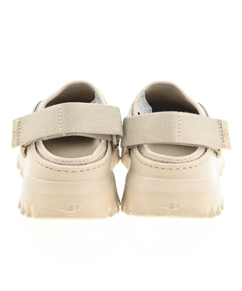 UGG รองเท้าแตะ