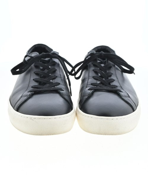 YOAK รองเท้าผ้าใบ