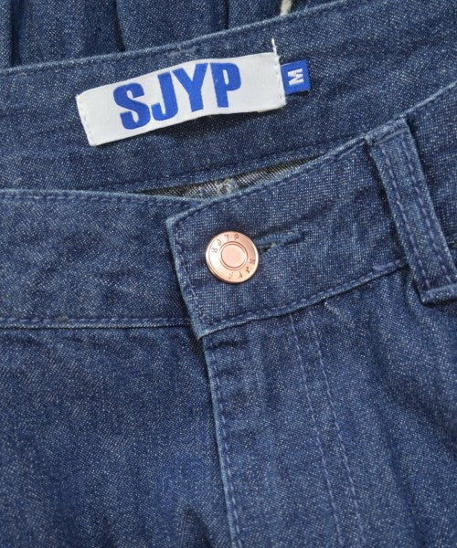 SJYP กระโปรงยาวถึงเข่า