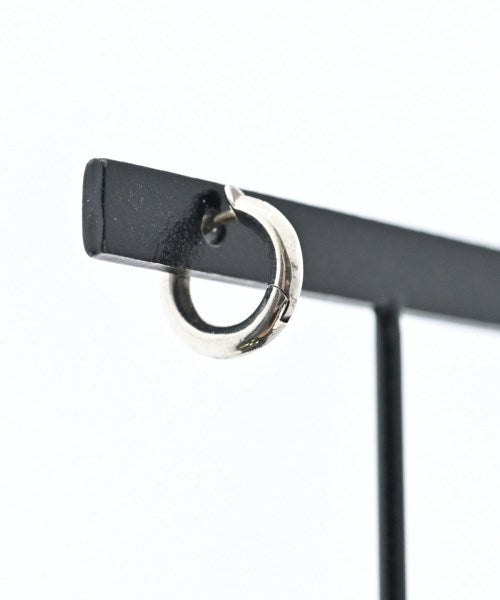 Spinelli Kilcollin เจาะ