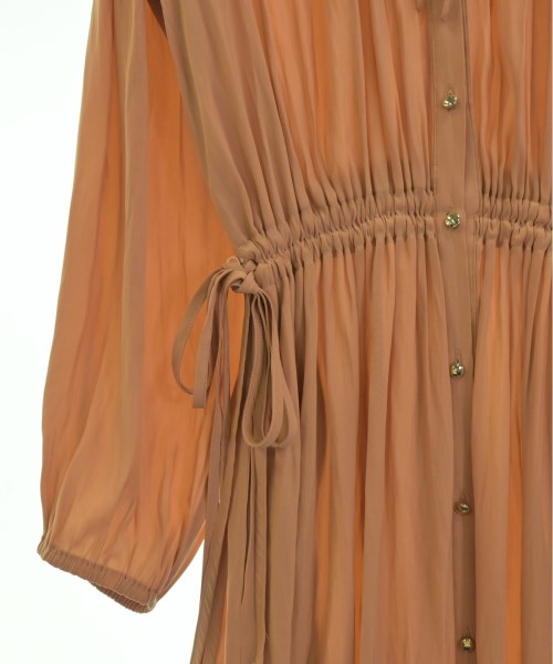 Untit_ ชุดเดรส