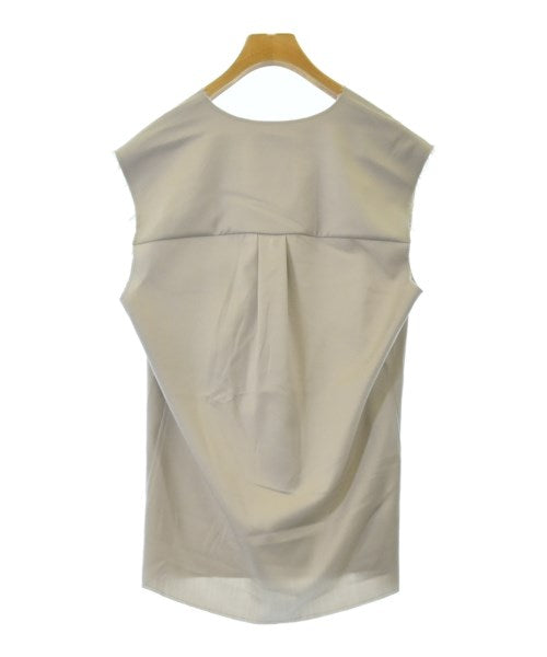 GABRIELA COLL GARMENTS เสื้อลำลอง