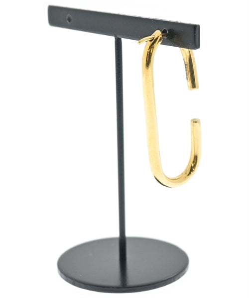 MARIA BLACK เจาะ