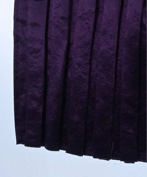 PLAN C กระโปรงยาวถึงเข่า