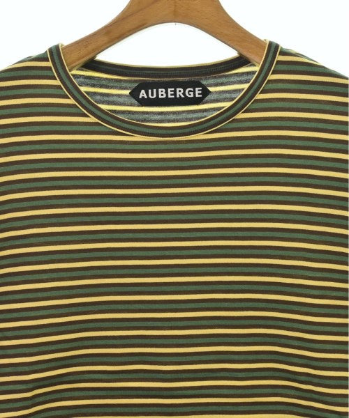 AUBERGE เสื้อยืด/เสื้อท็อปส์