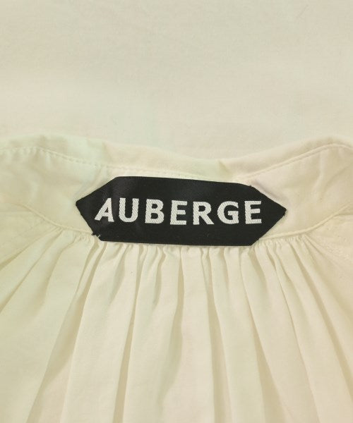 AUBERGE เสื้อลำลอง