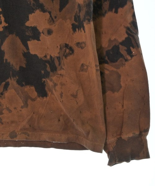 TOTALLY BLOWN เสื้อยืด/เสื้อท็อปส์