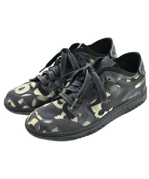 COMME des GARCONS รองเท้าผ้าใบ