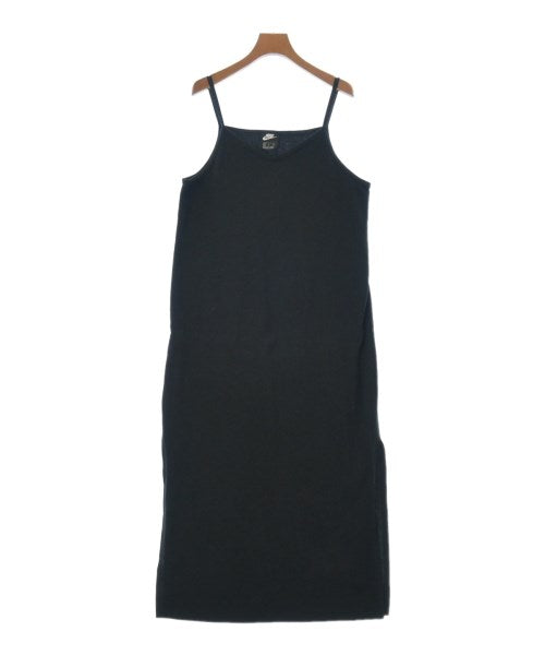 NIKE ชุดเดรส