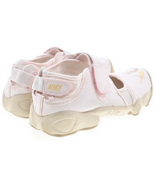 NIKE รองเท้าผ้าใบ