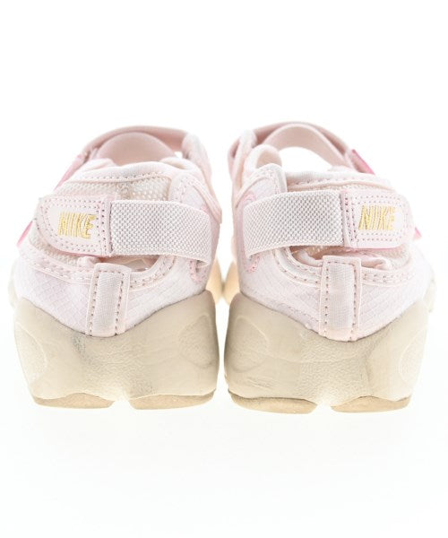 NIKE รองเท้าผ้าใบ