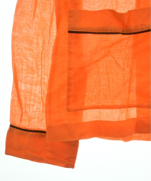 PRADA เสื้อลำลอง