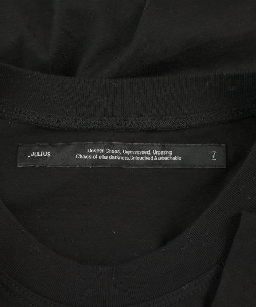 JULIUS เสื้อยืด/เสื้อท็อปส์