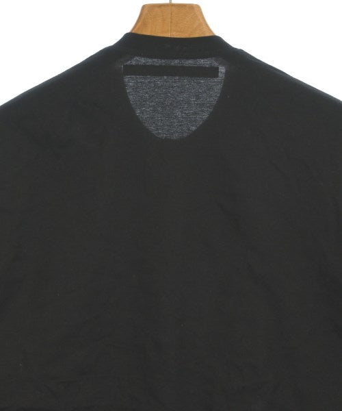 JULIUS เสื้อยืด/เสื้อท็อปส์