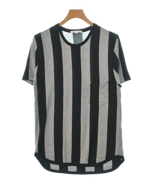 DISCOVERED เสื้อยืด/เสื้อท็อปส์