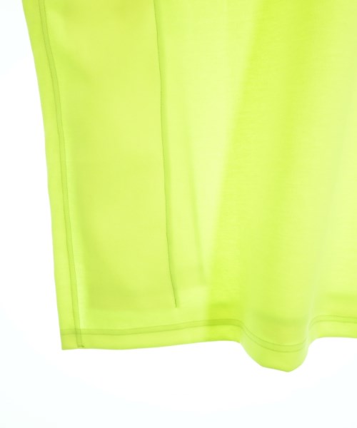 DISCOVERED เสื้อยืด/เสื้อท็อปส์