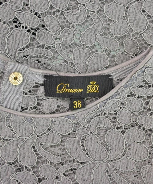 Drawer เสื้อสตรี