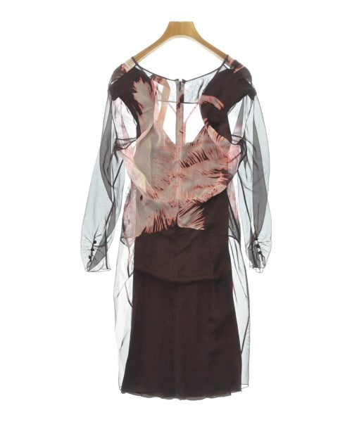 N゚ 21 ชุดเดรส