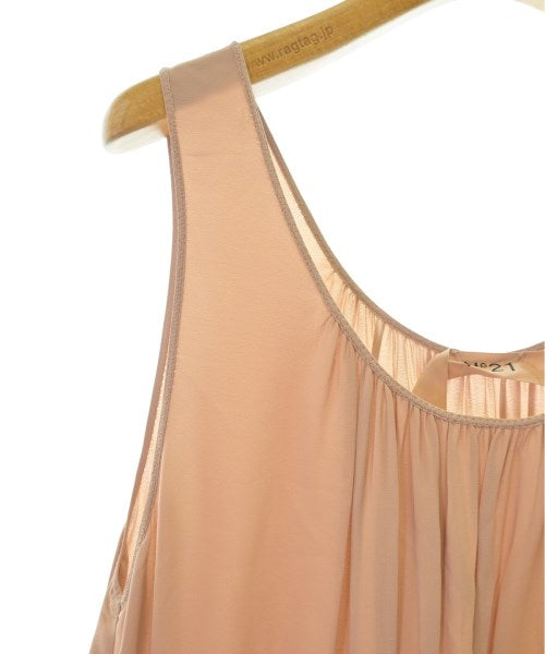 N゚ 21 ชุดเดรส