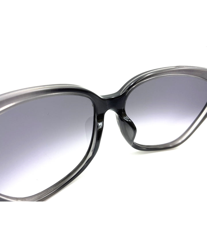 BOTTEGA VENETA แว่นกันแดด