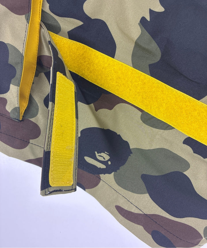 A BATHING APE กางเกงขาสั้น