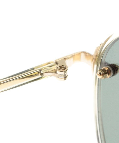 Agnes b. แว่นกันแดด