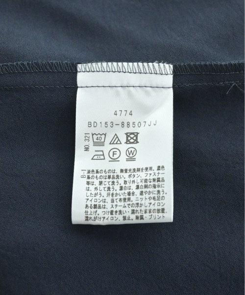 UNTITLED เสื้อสตรี