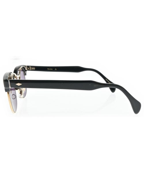 Needles แว่นกันแดด