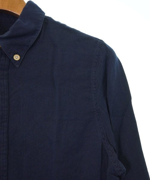 A KIND OF GUISE เสื้อลำลอง