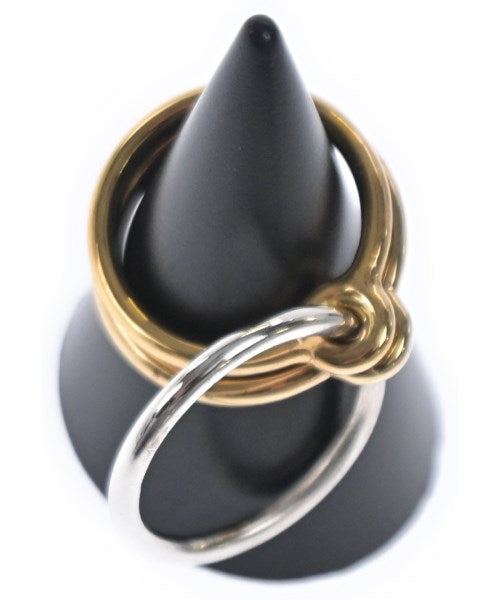 Charlotte Chesnais แหวน