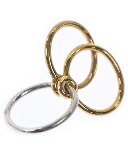 Charlotte Chesnais แหวน