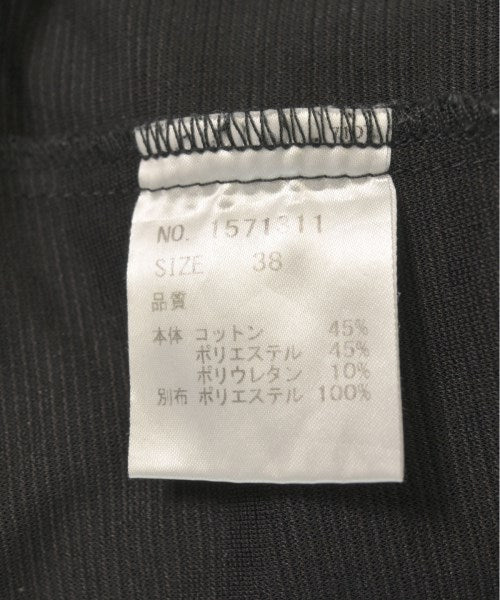 HERENCIA เสื้อยืด/เสื้อท็อปส์