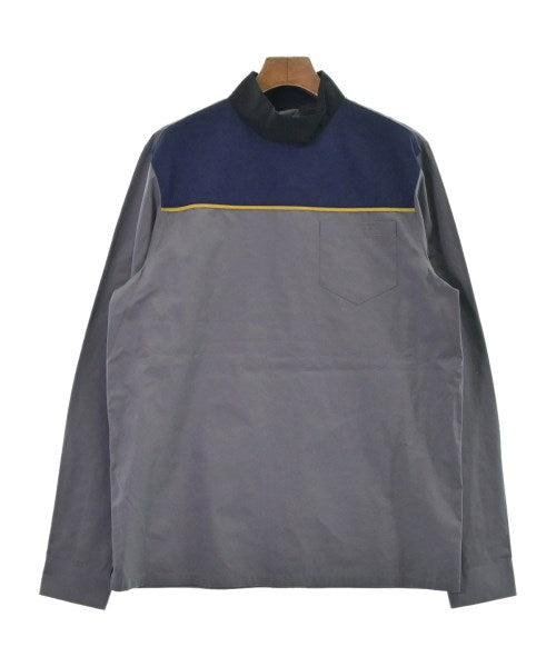 PRADA เสื้อสตรี