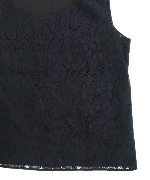 PRADA เสื้อสตรี