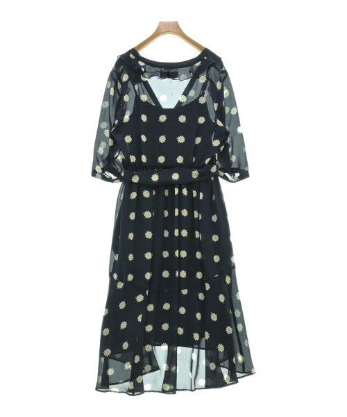 MUVEIL ชุดเดรส