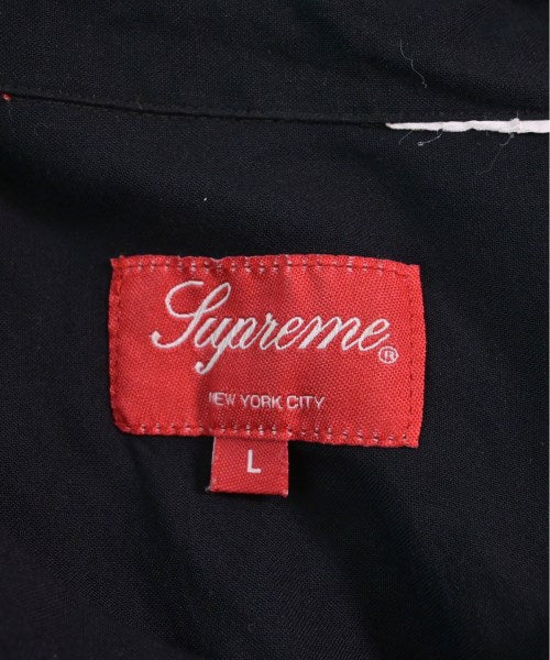 Supreme เสื้อลำลอง