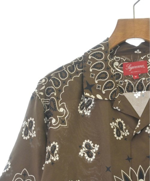 Supreme เสื้อลำลอง