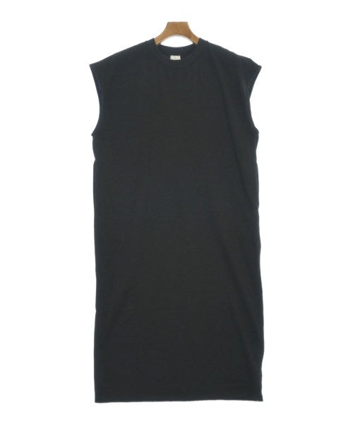 OUTDOOR products ชุดเดรส