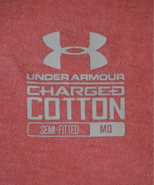 UNDER ARMOUR เสื้อยืด/เสื้อท็อปส์