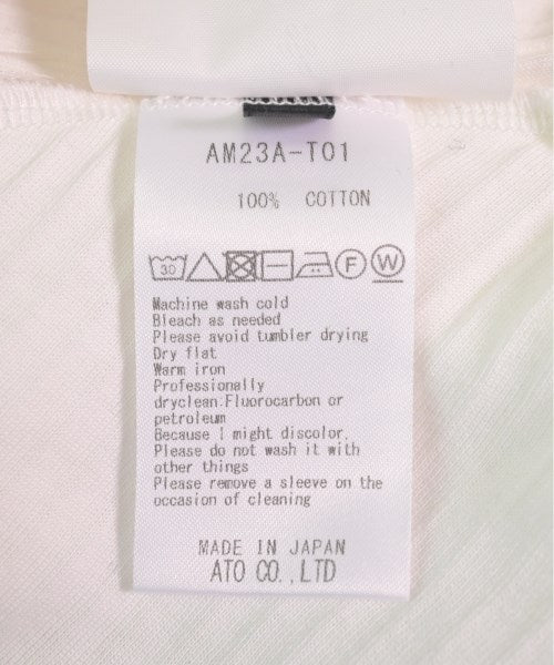 ato เสื้อยืด/เสื้อท็อปส์